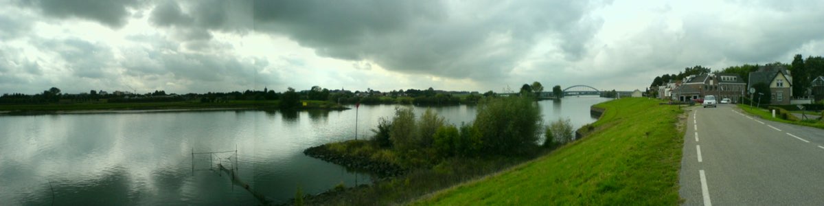 Panorama op Vreeswijk en de Lekbrug
